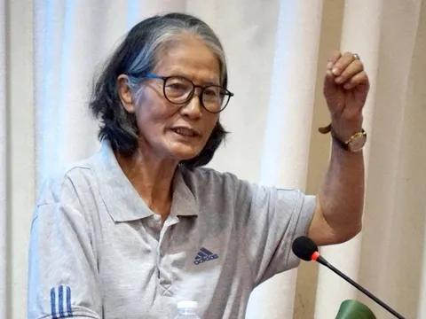 Nhà văn phản biện nhưng đừng công kích, hạ bệ nhau