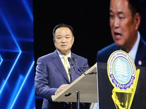 Thủ tướng Thái Lan "bình luận" việc Thái Lan tăng trưởng chậm hơn Việt Nam