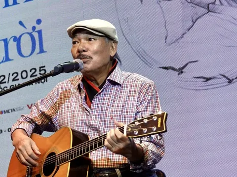 Văn Cao bảo Trần Tiến bỏ hát đi viết nhạc?