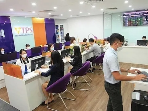 Chứng khoán Tiên Phong bị phạt 185 triệu đồng vì hàng loạt vi phạm