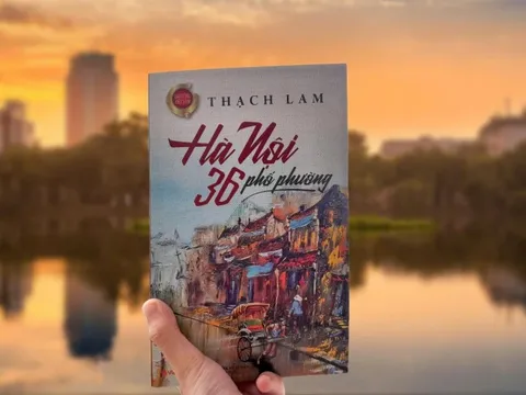 Hồn Hà Nội vẫn trong '36 phố phường' của Thạch Lam