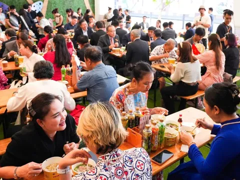 Vietnam Phở Festival ở Singapore: Nức lòng cả người ăn và người nấu phở