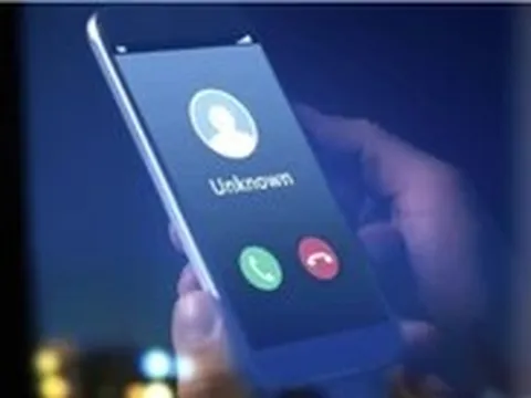 Làm sao để không 'dính bẫy' tin nhắn, cuộc gọi giả mạo?