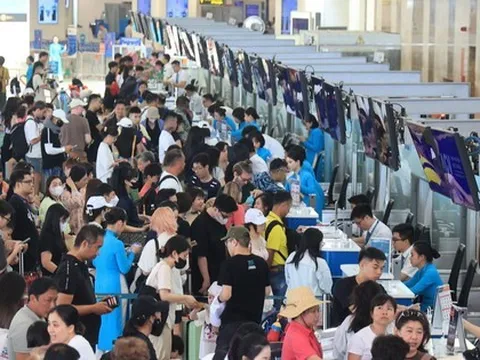Vượt qua khó khăn, hàng không Việt Nam phục hồi ngoạn mục