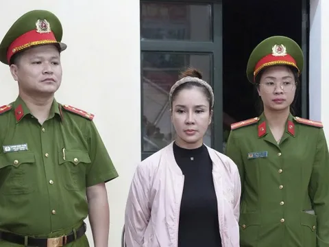 Lập khống chứng từ, hiệu trưởng và kế toán Trường mầm non An Bình bị bắt