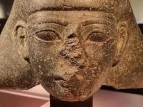 Hà Lan trao trả cổ vật 3.500 năm tuổi nhân dịp Ai Cập khai trương bảo tàng 1 tỉ USD