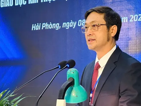 Quá nửa số công chức cấp xã làm quản lý giáo dục lại không có chuyên môn, kinh nghiệm