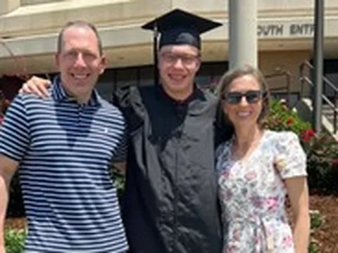 Nhiều người trẻ tự tử nghi do ChatGPT xúi giục, OpenAI bị kiện hàng loạt