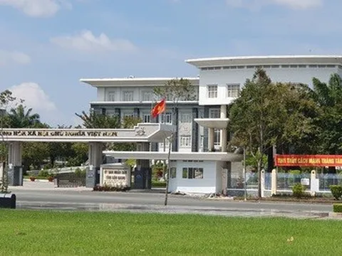 Khi trụ sở thừa trở thành trường học