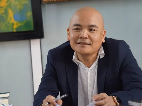 Hà Huy Thanh trở lại với cuốn sách về tình thương trong thời đại AI