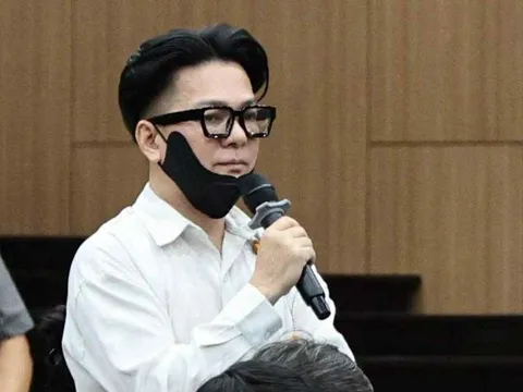 Tuyên phạt ca sĩ Vũ Hà 100 triệu vì đánh bạc 2.600 USD