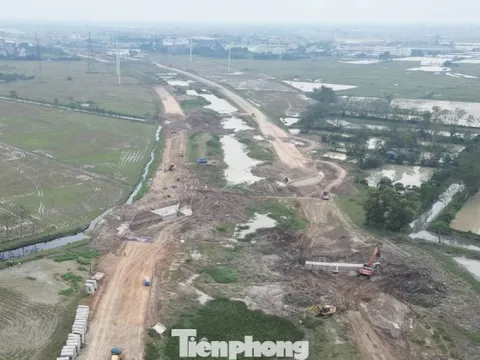 Cận cảnh các đoạn đường song hành Vành đai 4 Hà Nội nguy cơ vỡ tiến độ