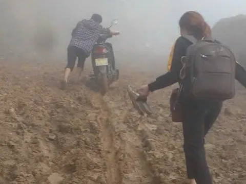 Thầy dạy văn - người gieo vào tôi bài học sống tử tế