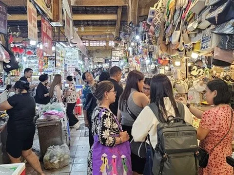 Hộ kinh doanh chật vật chuyển đổi thuế (*): Nhiều cơ quan vào cuộc hỗ trợ