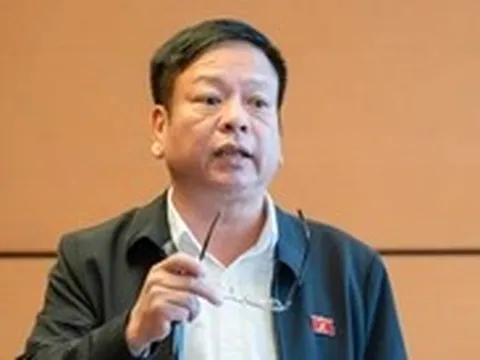 Dự luật đưa nội dung cơ bản AI vào giáo dục phổ thông, đại biểu nói 'cần cân nhắc kỹ'