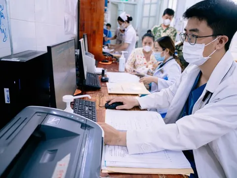 Hỗ trợ tài chính cho bác sĩ nội trú được không?