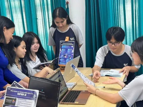 AI vào tiết học sử, địa: Học sinh làm poster, bản đồ, video chỉ vài phút