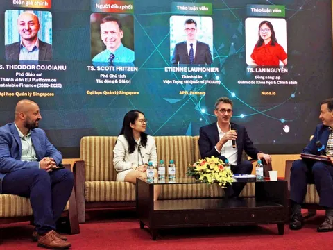Đại học top đầu Singapore giảng dạy tài chính xanh tại Việt Nam