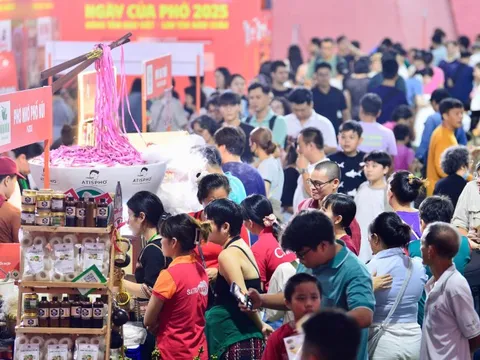 Sau thành công Ngày của Phở: Phở 'đi' đã rất rộng đường