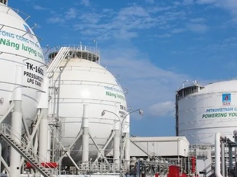 Việt Nam có thể trở thành trung tâm tái xuất khí LNG