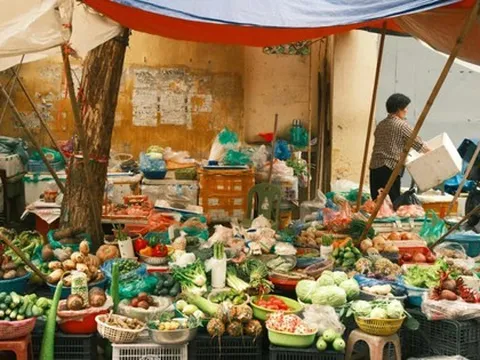 Hà Nội dự kiến xóa sổ 100% 'chợ cóc', điểm kinh doanh tự phát, nhiều điểm hoàn thành giải tỏa ngay tháng sau