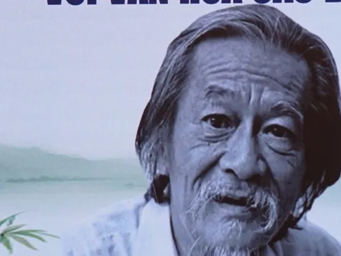 Từ Chi, người được Tổng thống Pháp Jacques Chirac coi là 'gương mặt lớn của dân tộc học Việt Nam'