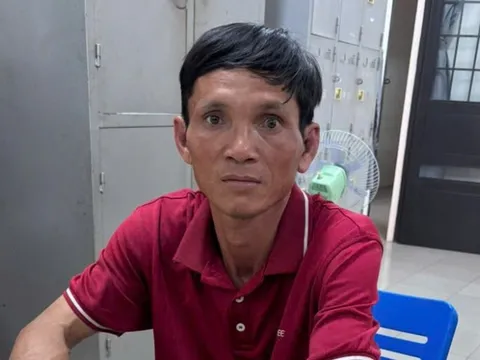 Bắt nhân viên cửa hàng 4 lần vào phòng ngủ của chủ trộm tiền, vàng để đánh bạc online