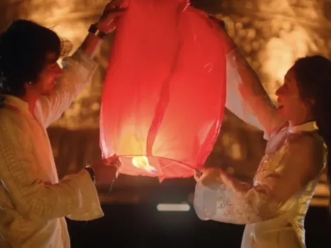 Đo gia đình hạnh phúc bằng khả năng sống tốt và nụ cười