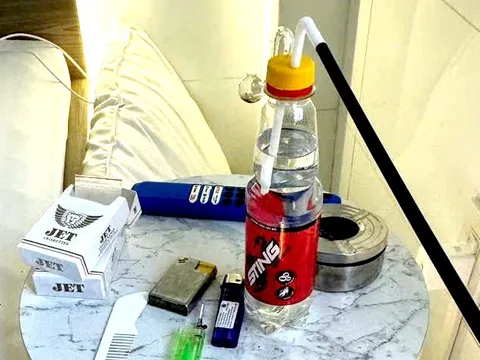 Bị bắt về tội 'sử dụng trái phép chất ma túy’, khai ra vụ giao cấu với trẻ em