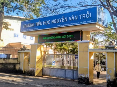 Trường bất ngờ thông báo dừng bữa ăn bán trú, sở giáo dục vào cuộc