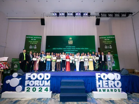 Herbalife Việt Nam nhận Giải thưởng “Tạo Tác Động Xã Hội” tại Lễ Tôn vinh anh hùng thực phẩm - Food Hero 2024 vì những đóng góp giúp cải thiện dinh dưỡng cho những cộng đồng cần giúp đỡ tại Việt Nam