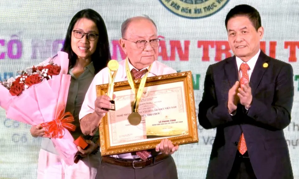 Bà Triệu Thị Chơi được truy tặng danh hiệu Nghệ nhân quốc gia Văn hóa Ẩm thực Việt Nam